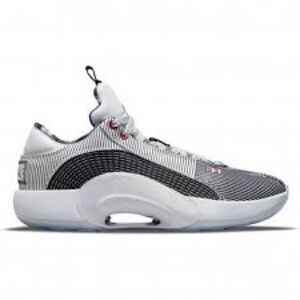 Jordan Q45 size 10 DS